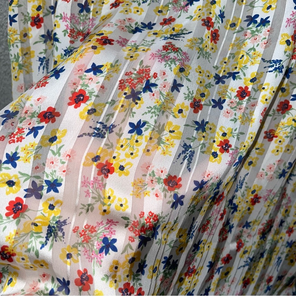Banana Replubic Floral Printed Sheer Pleated Cap Ruffle Sleeves Blouse Size M - Picture 5 of 10